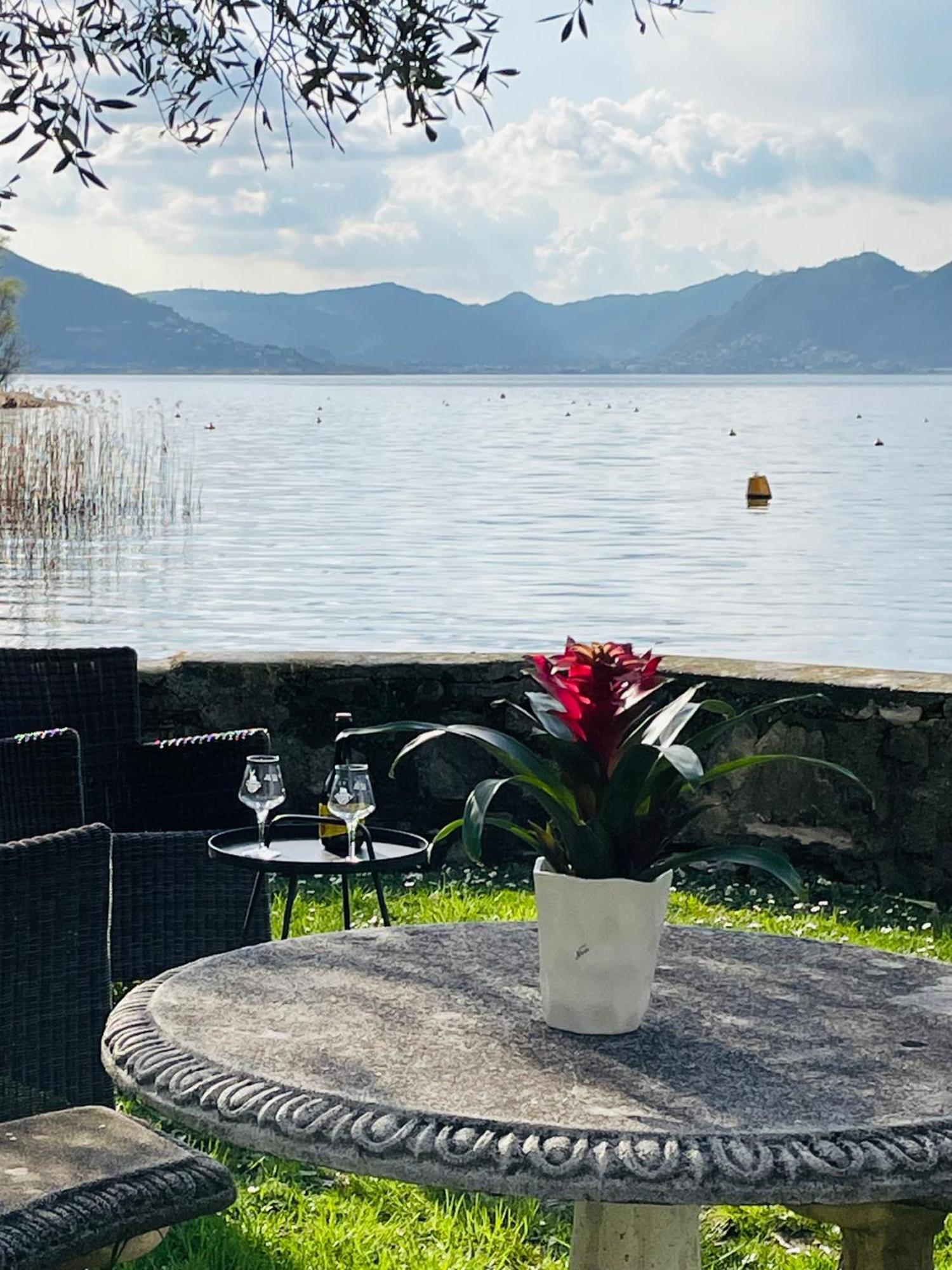 Villa Franca Pilzone Eksteriør bilde